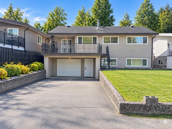 Photo 9 at 1215 E 48th Avenue, Knight, Vancouver East