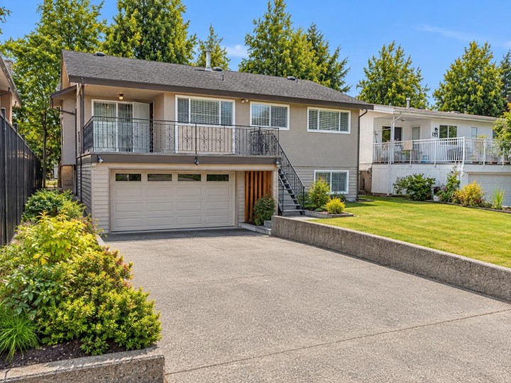 Photo 10 at 1215 E 48th Avenue, Knight, Vancouver East