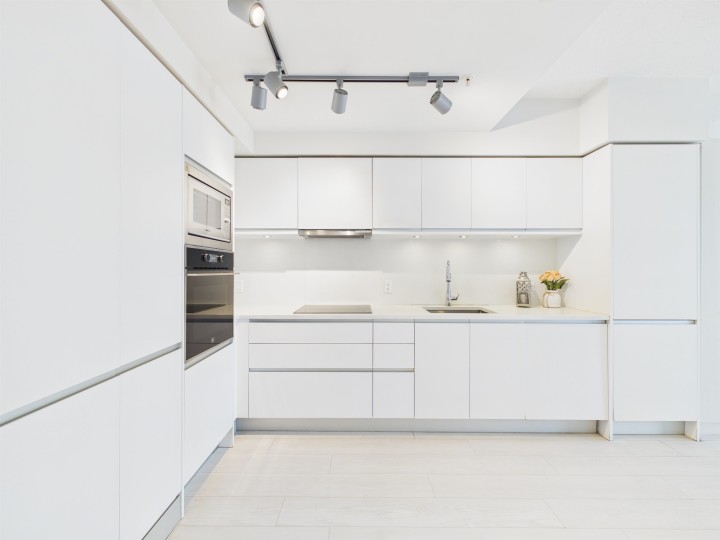 Photo 6 at 605 - 180 E 2nd Avenue, Mount Pleasant VE, Vancouver East