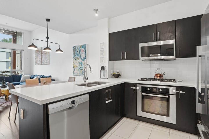 Photo 11 at 412 - 3163 Riverwalk Avenue, South Marine, Vancouver East