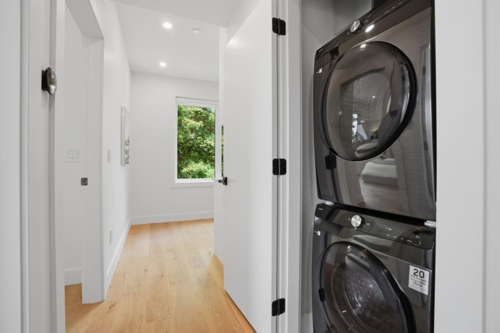 Photo 24 at 1 - 2438 E 20th Avenue, Renfrew Heights, Vancouver East