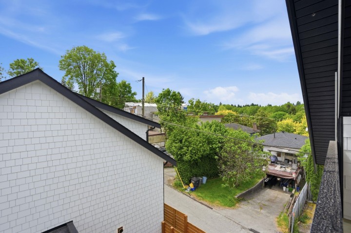 Photo 36 at 2 - 2438 E 20th Avenue, Renfrew Heights, Vancouver East