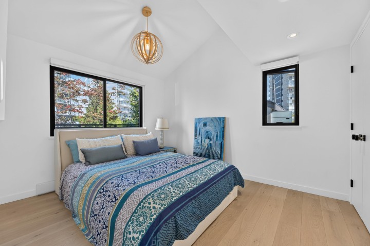 Photo 23 at 1880 Bellevue Avenue, Ambleside, West Vancouver
