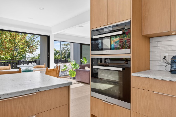 Photo 13 at 1880 Bellevue Avenue, Ambleside, West Vancouver