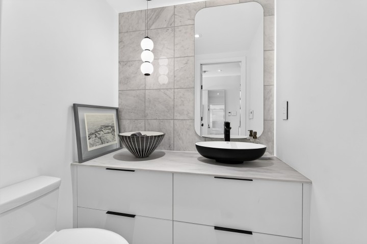 Photo 5 at 1880 Bellevue Avenue, Ambleside, West Vancouver