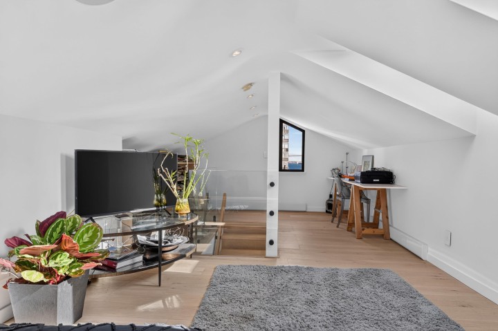 Photo 34 at 1880 Bellevue Avenue, Ambleside, West Vancouver