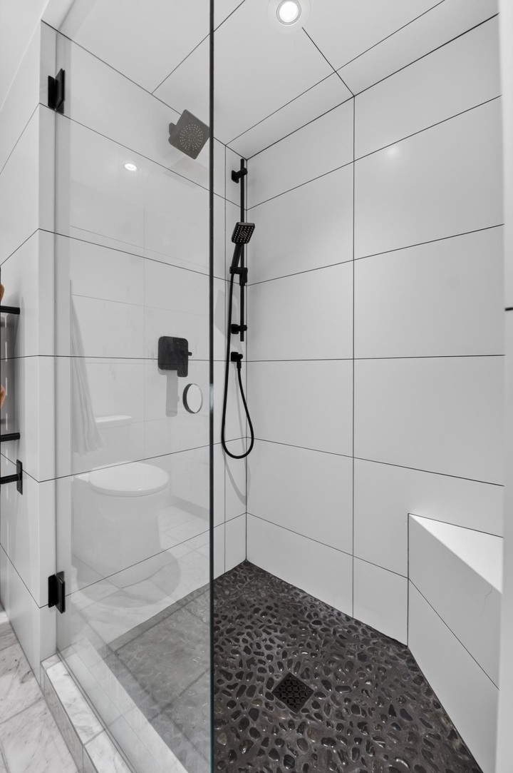 Photo 31 at 1880 Bellevue Avenue, Ambleside, West Vancouver