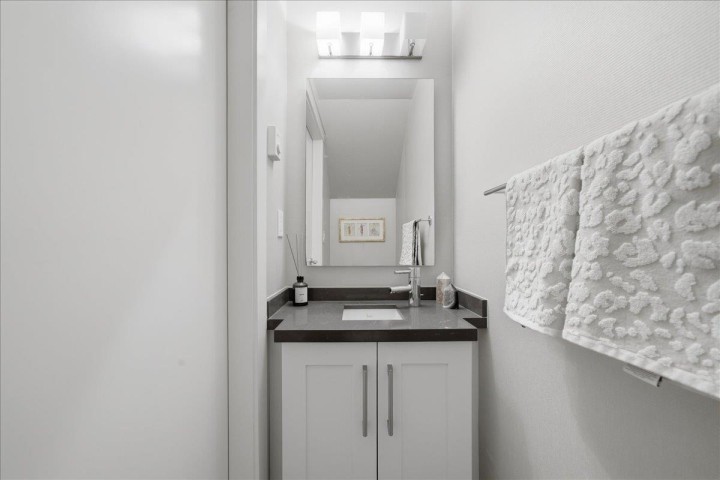 Photo 27 at 5743 St George Street, Fraser VE, Vancouver East