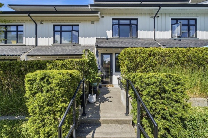 Photo 16 at 5743 St George Street, Fraser VE, Vancouver East