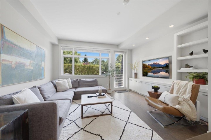 Photo 11 at 5743 St George Street, Fraser VE, Vancouver East
