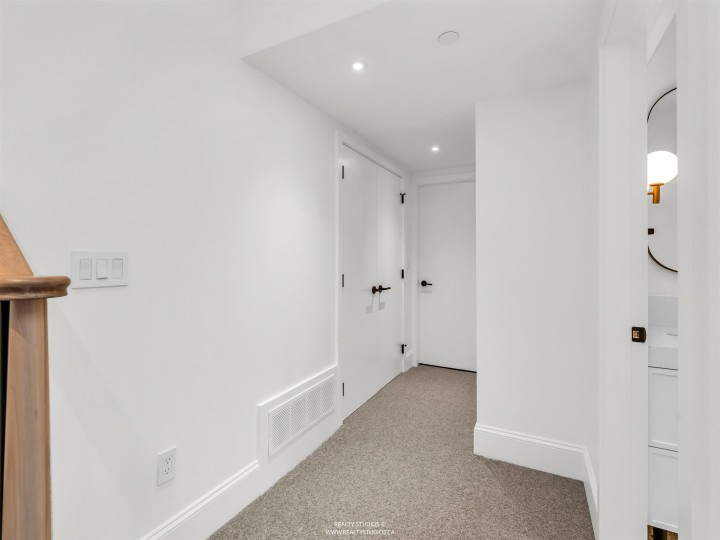 Photo 34 at 3 - 4088 Maple Crescent, Quilchena, Vancouver West