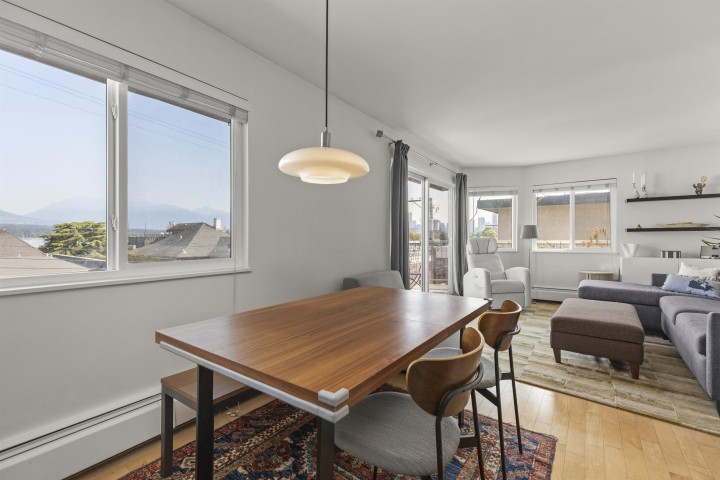 Photo 6 at 307 - 2335 York Avenue, Kitsilano, Vancouver West