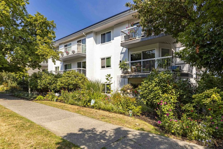 Photo 31 at 307 - 2335 York Avenue, Kitsilano, Vancouver West