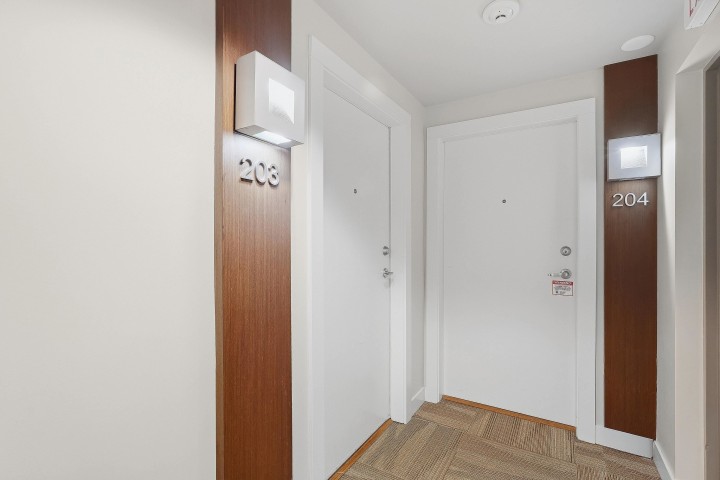 Photo 6 at 203 - 2481 Waterloo Street, Kitsilano, Vancouver West