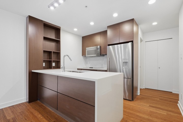 Photo 9 at 203 - 2481 Waterloo Street, Kitsilano, Vancouver West