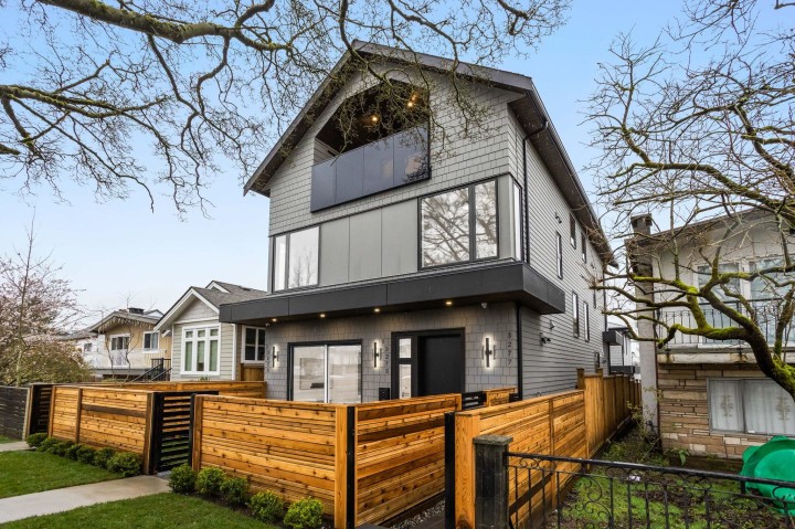 Photo 15 at 3277 Graveley Street, Renfrew VE, Vancouver East
