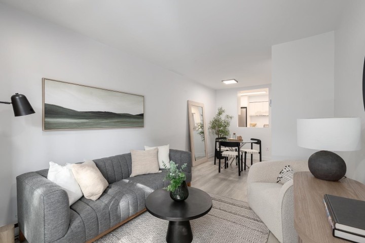 Photo 3 at 207 - 2410 Cornwall Avenue, Kitsilano, Vancouver West