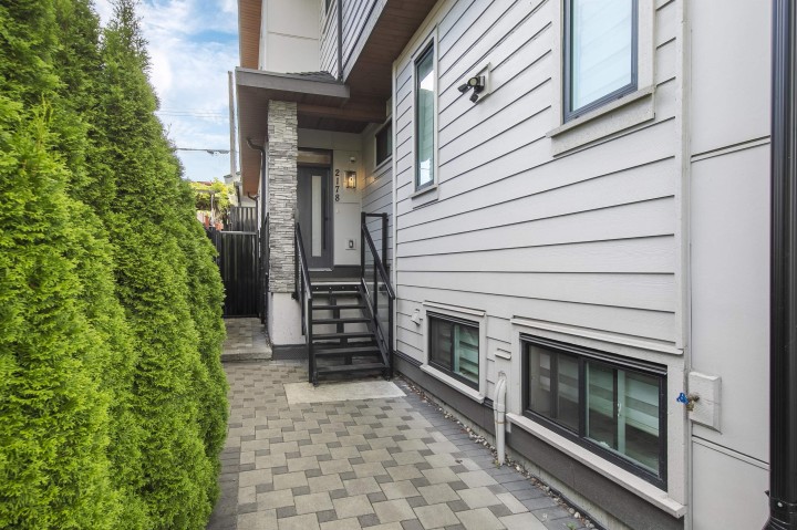 Photo 2 at 2178 Renfrew Street, Renfrew VE, Vancouver East