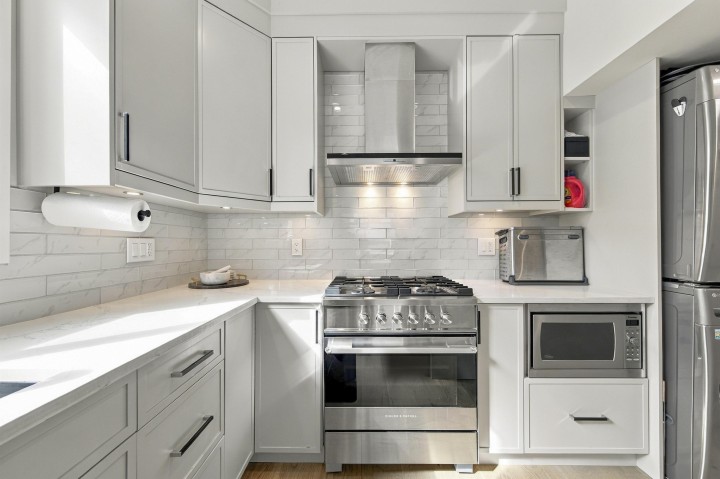 Photo 12 at 2178 Renfrew Street, Renfrew VE, Vancouver East