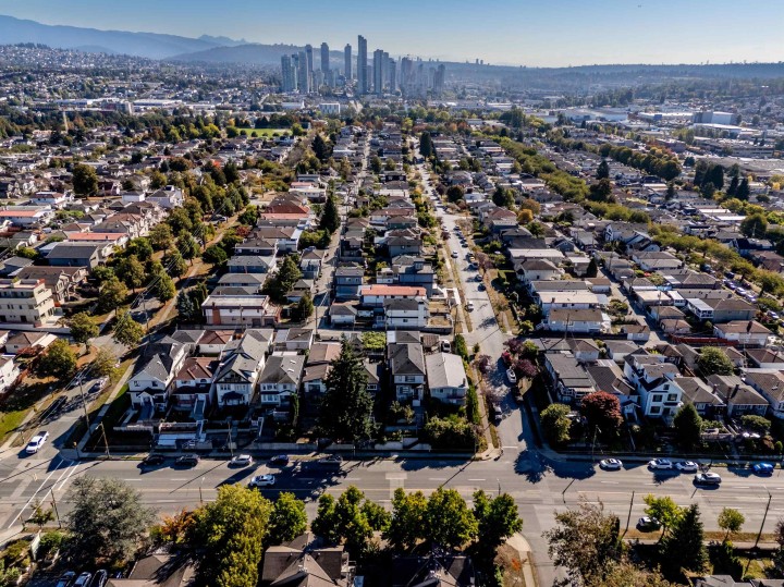 Photo 33 at 2178 Renfrew Street, Renfrew VE, Vancouver East