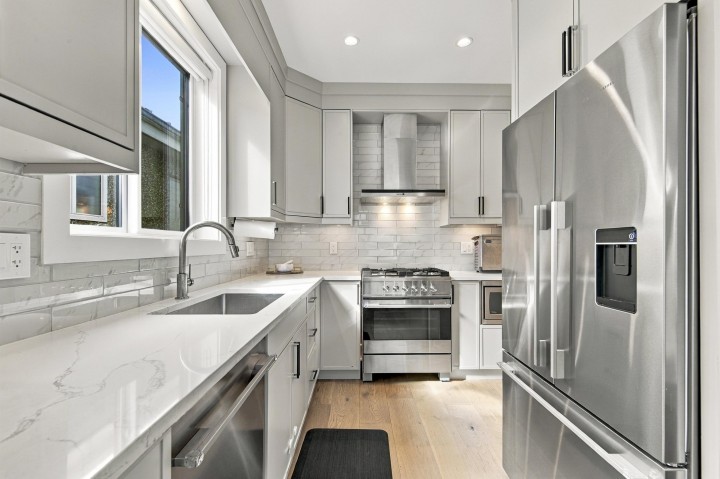 Photo 11 at 2178 Renfrew Street, Renfrew VE, Vancouver East