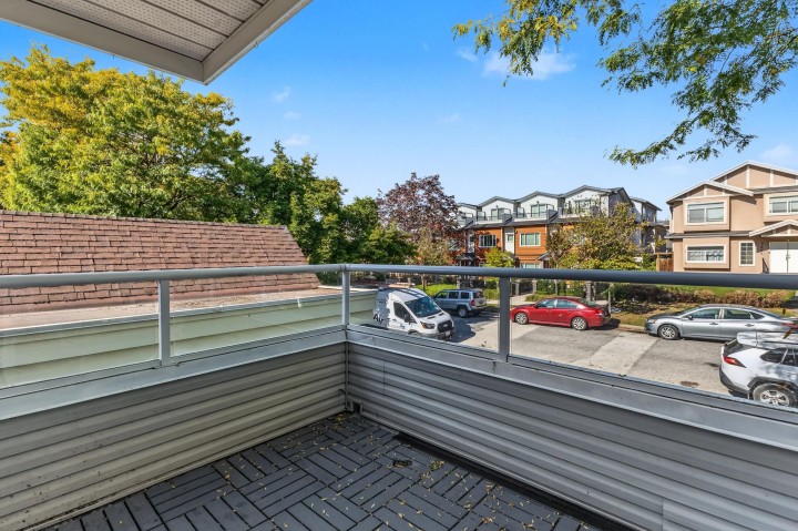 Photo 7 at 302 - 3638 Rae Avenue, Collingwood VE, Vancouver East