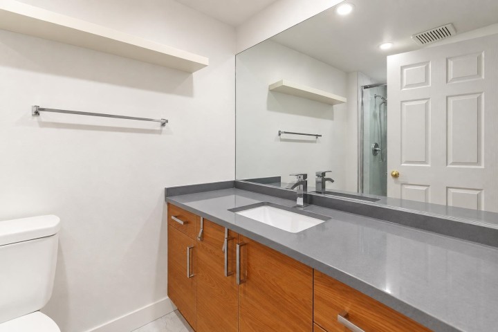 Photo 10 at 302 - 3638 Rae Avenue, Collingwood VE, Vancouver East