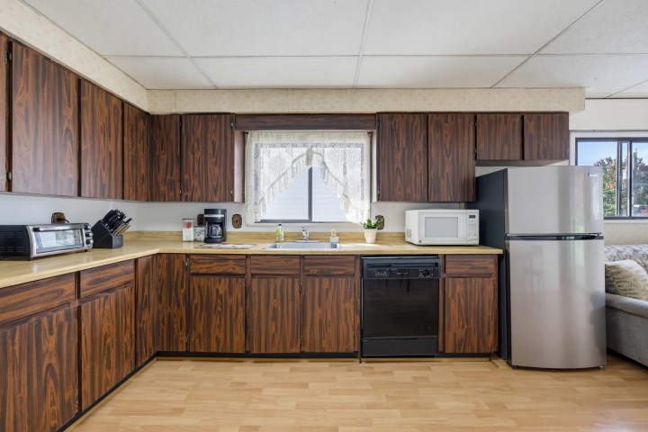 Photo 13 at 3587 Triumph Street, Hastings Sunrise, Vancouver East