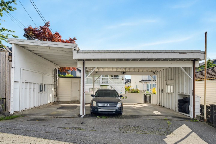 Photo 38 at 3587 Triumph Street, Hastings Sunrise, Vancouver East