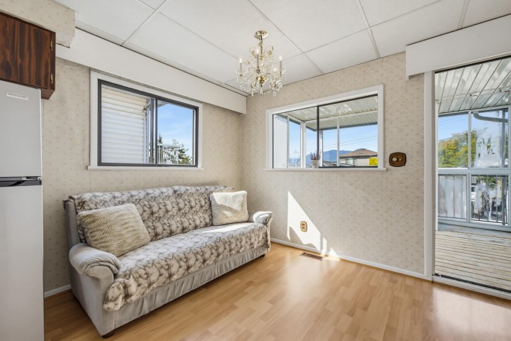 Photo 18 at 3587 Triumph Street, Hastings Sunrise, Vancouver East