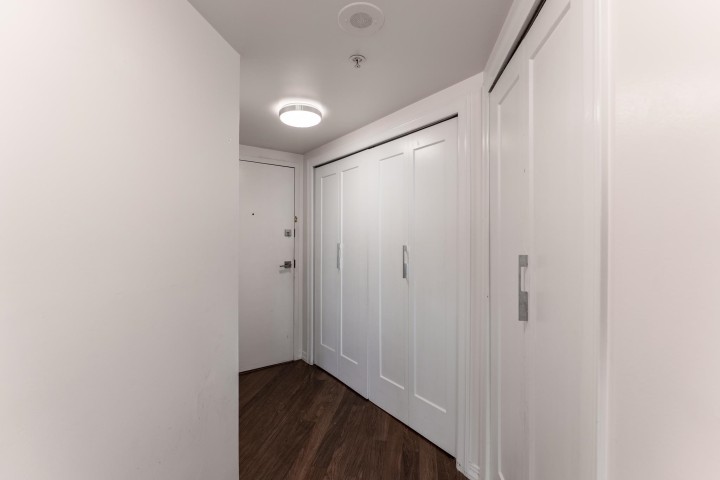 Photo 34 at 1401 - 907 Beach Avenue, Yaletown, Vancouver West