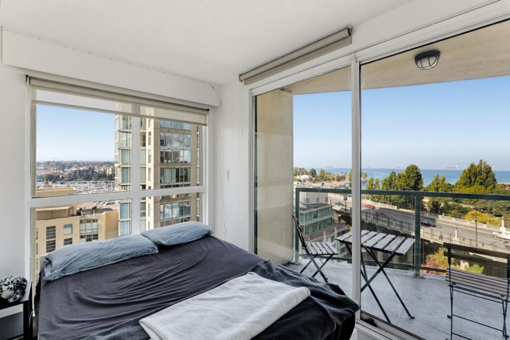Photo 25 at 1401 - 907 Beach Avenue, Yaletown, Vancouver West