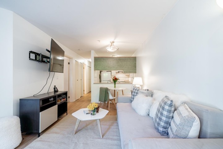 Photo 7 at 105 - 2195 W 5th Avenue, Kitsilano, Vancouver West