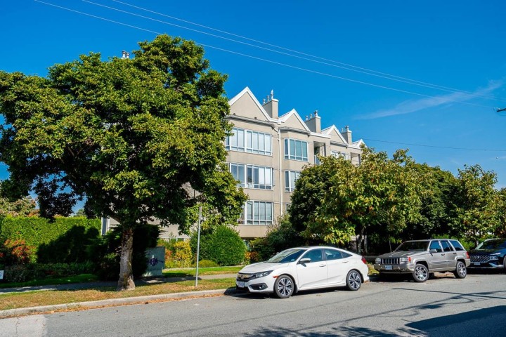 Photo 34 at 105 - 2195 W 5th Avenue, Kitsilano, Vancouver West