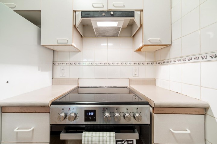 Photo 15 at 105 - 2195 W 5th Avenue, Kitsilano, Vancouver West