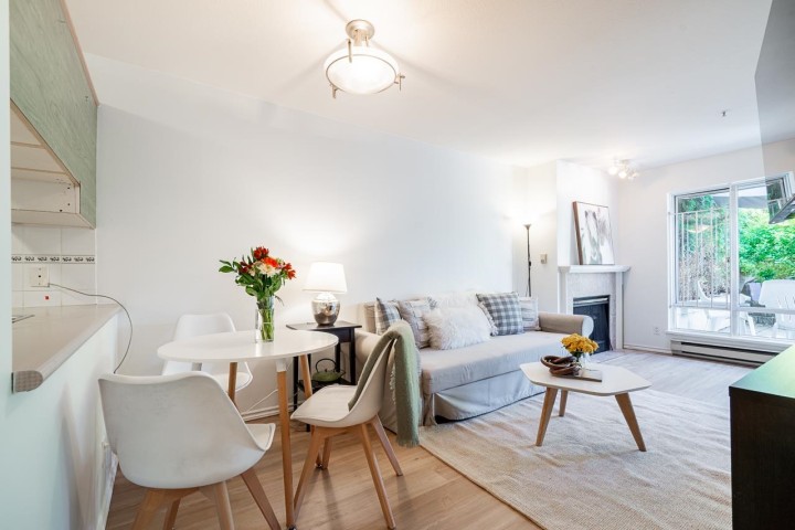 Photo 4 at 105 - 2195 W 5th Avenue, Kitsilano, Vancouver West