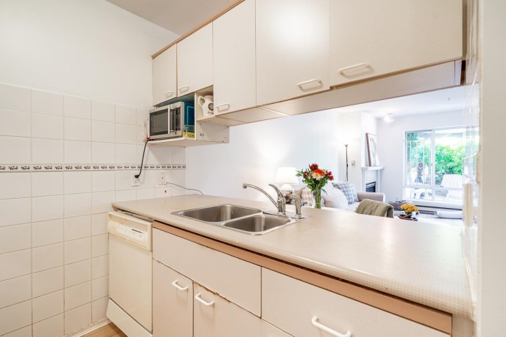 Photo 21 at 105 - 2195 W 5th Avenue, Kitsilano, Vancouver West