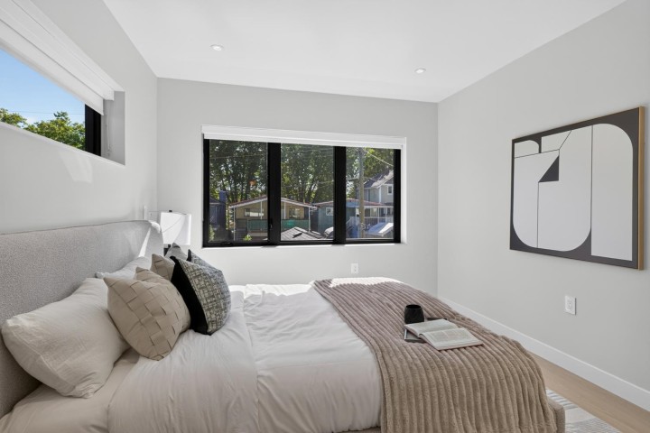 Photo 22 at 2 - 58 E 40th Avenue, Main, Vancouver East