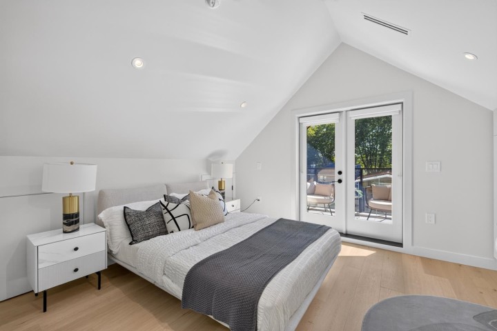 Photo 32 at 2 - 58 E 40th Avenue, Main, Vancouver East