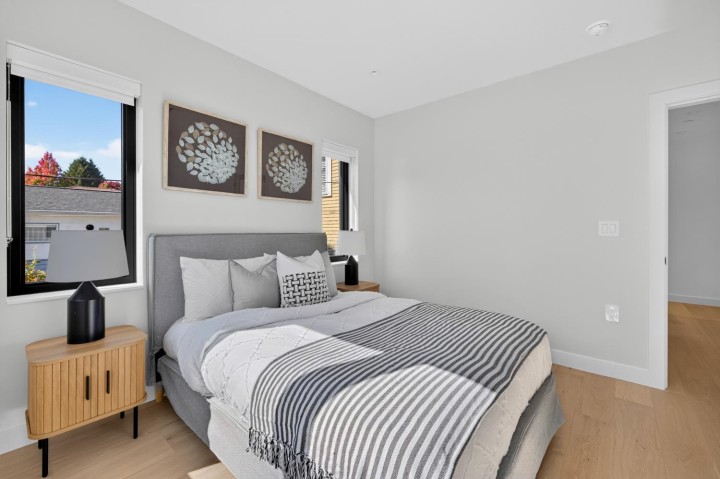 Photo 30 at 2 - 58 E 40th Avenue, Main, Vancouver East