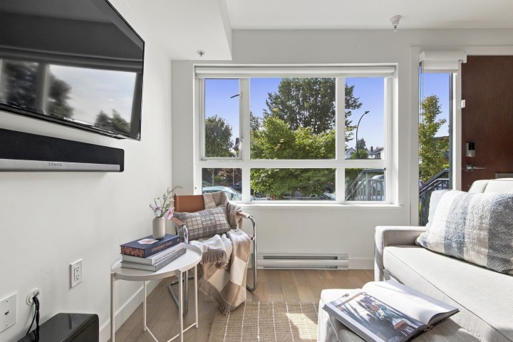 Photo 5 at 357 E 16th Avenue, Mount Pleasant VE, Vancouver East
