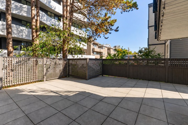Photo 2 at 104 - 555 W 14th Avenue, Fairview VW, Vancouver West