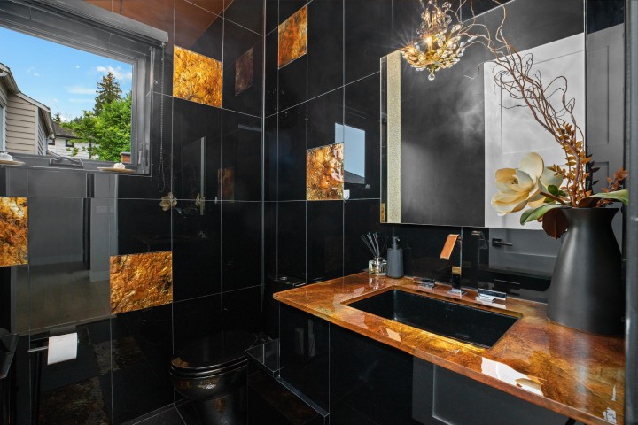 Photo 16 at 2512 Palmerston Avenue, Dundarave, West Vancouver