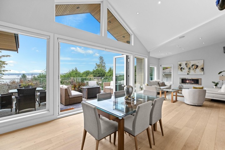 Photo 12 at 2512 Palmerston Avenue, Dundarave, West Vancouver