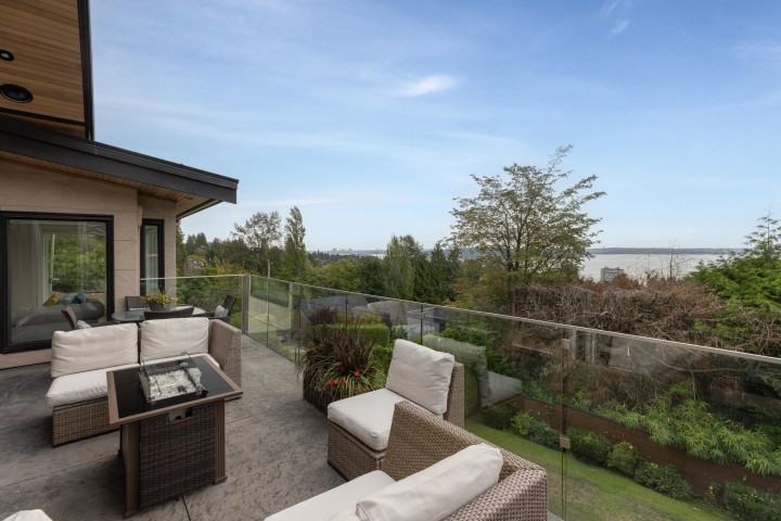 Photo 26 at 2512 Palmerston Avenue, Dundarave, West Vancouver