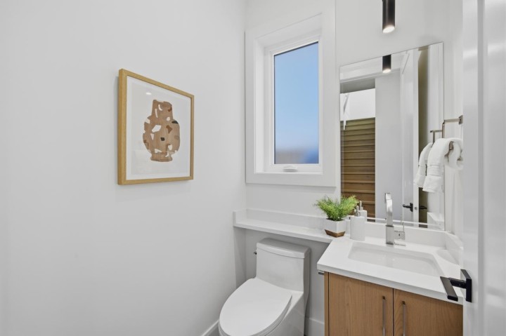Photo 12 at 1 - 3018 E 19th Avenue, Renfrew Heights, Vancouver East