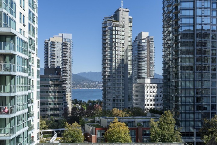 Photo 2 at 607 - 1239 W Georgia Street, Coal Harbour, Vancouver West