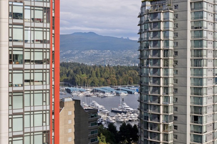 Photo 5 at 2007 - 1189 Melville Street, Coal Harbour, Vancouver West