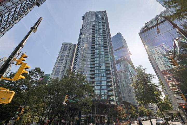 Photo 37 at 2007 - 1189 Melville Street, Coal Harbour, Vancouver West