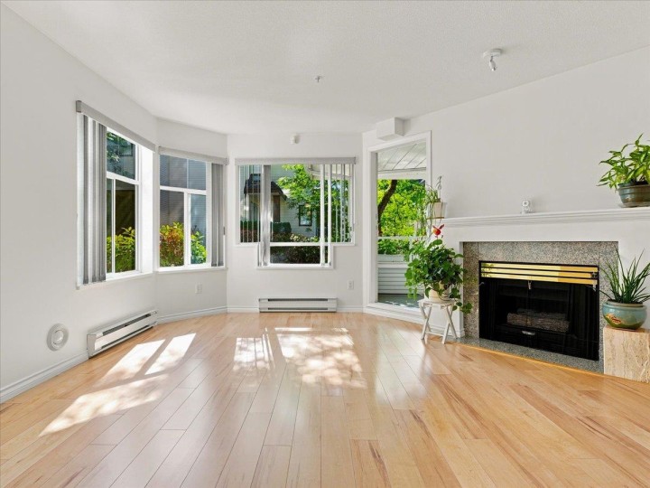 Photo 4 at 207 - 3638 Rae Avenue, Collingwood VE, Vancouver East